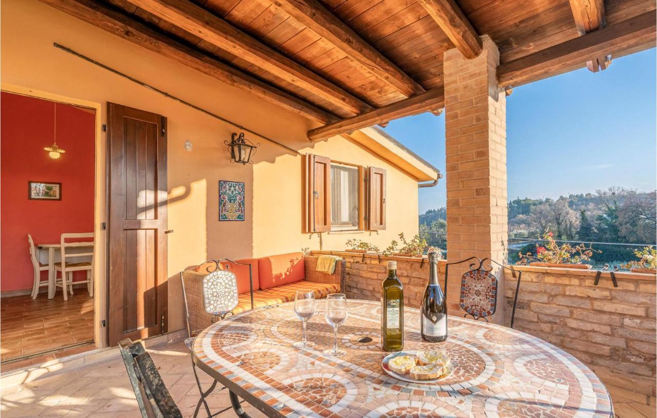 Cozy Home In San Giovanni With Wifi Montefiore dell'Aso Ngoại thất bức ảnh