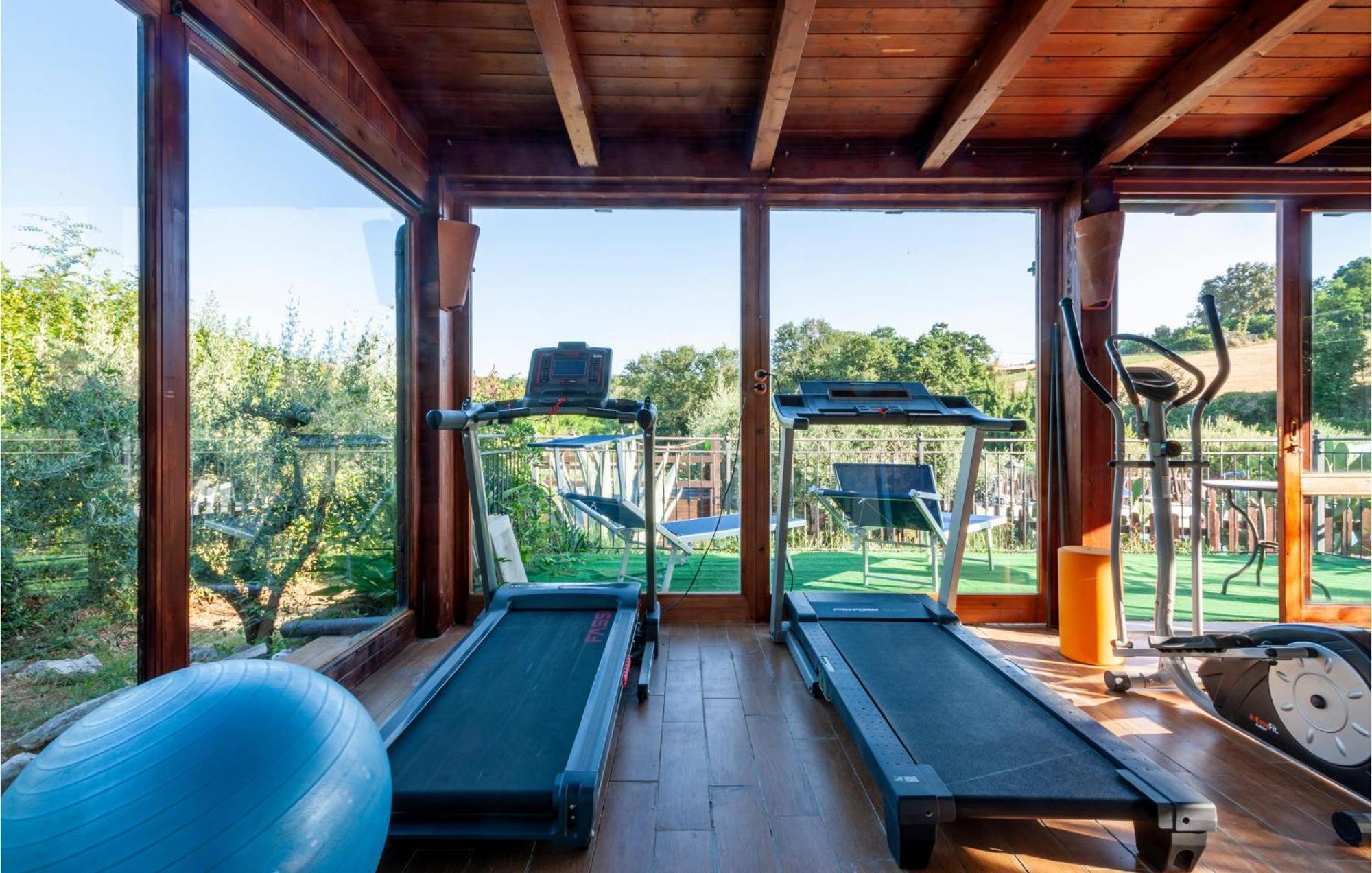 Cozy Home In San Giovanni With Wifi Montefiore dell'Aso Ngoại thất bức ảnh